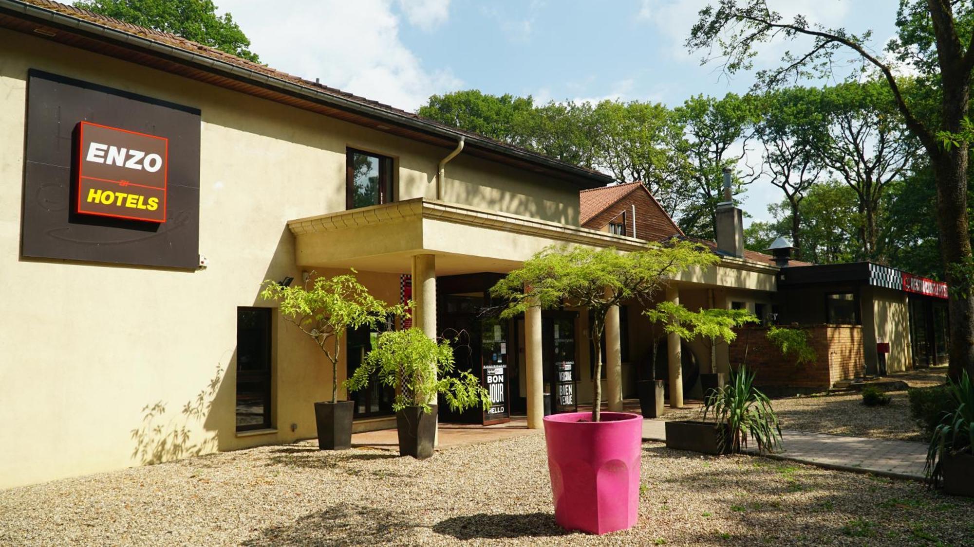 Enzo Hotels - St Eloy Metz Amneville By Kyriad Direct Exterior photo